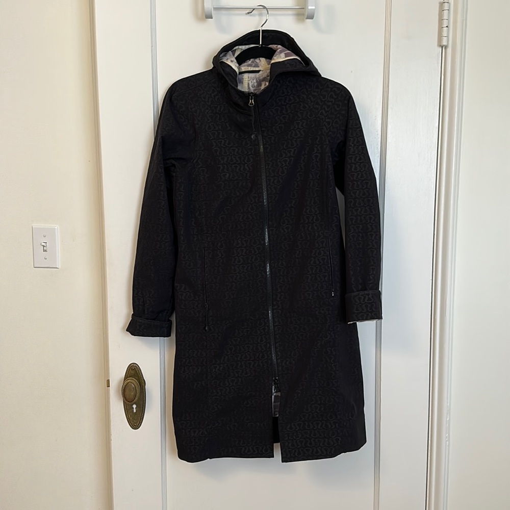 Lululemon Raincoat